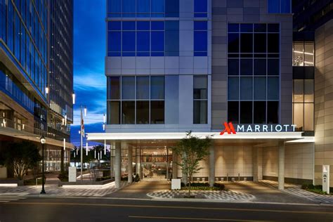 Marriott Bethesda Downtown at Marriott HQ | Wedding Venues | Bethesda, Maryland