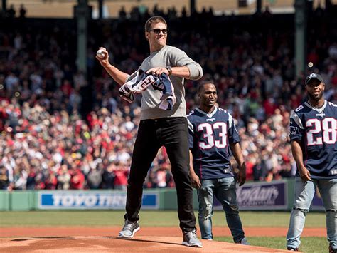 Tom Brady's Casual Baseball Outfit Actually Cost a Fortune (PHOTOS ...