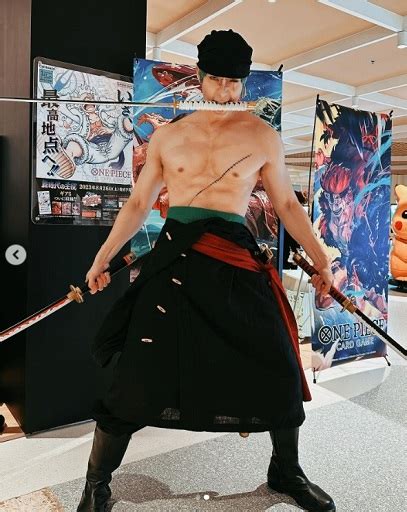 25 Best Roronoa Zoro Cosplay Ideas for Him and Her