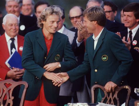 1985: Bernhard Langer uses weekend 68s to win Masters | 2022 Masters