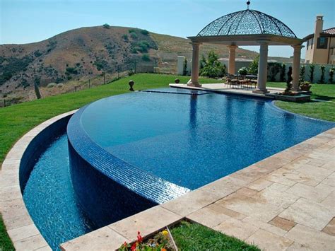 1000+ images about Infinity Swimming Pool Design on Pinterest | Gardens, Water features and Pools