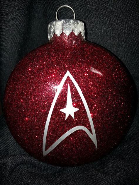 Gotta love it | Star trek christmas, Geek christmas ornaments, Geek ...