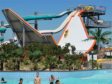 Attractions | Castaway Cove Water Park | Wichita Falls, TX