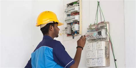 Electrician Courses & Diploma - Fees, Eligibility, Duration