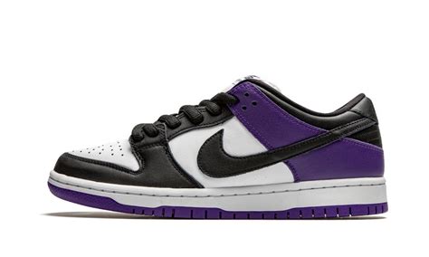 Nike SB Dunk Low "Court Purple" - Stadium Goods