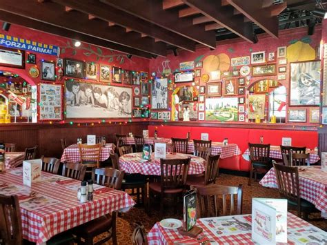 Buca di Beppo Orlando - Authentic Italian at its Finest