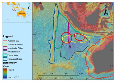 Major physiographic features of the NE Indian Ocean and intersection of... | Download Scientific ...