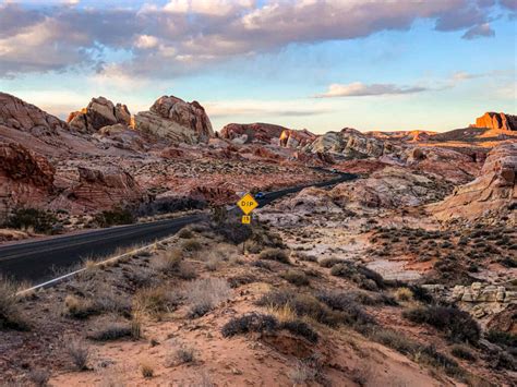 7 Things to Know for Hiking Valley of Fire State Park - No Back Home