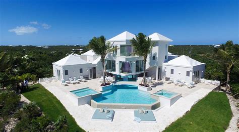 Luxury Villa rentals in Turks and Caicos | Edge Retreats