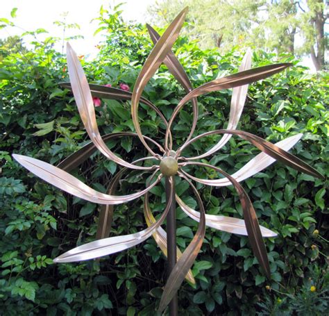 Stanwood Wind Sculpture: Kinetic Copper Dual Spinner - Dancing Willow Leaves | Garden wind ...