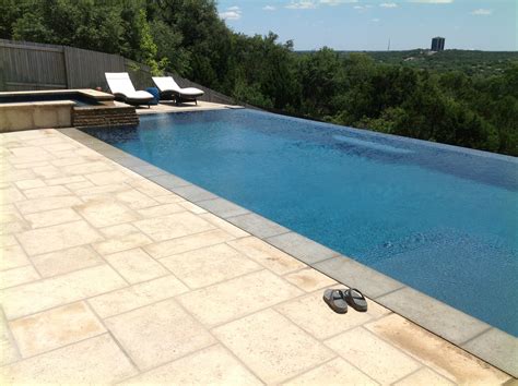 Negative Edge Pools | Elite Pools of Austin Custom Pool Builder