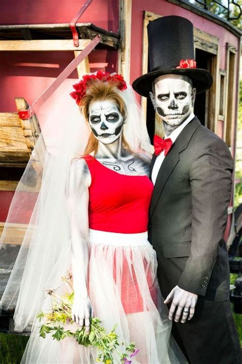 30 Best Scary Couples Costumes for Halloween 2022 - Scary Costumes for Couples