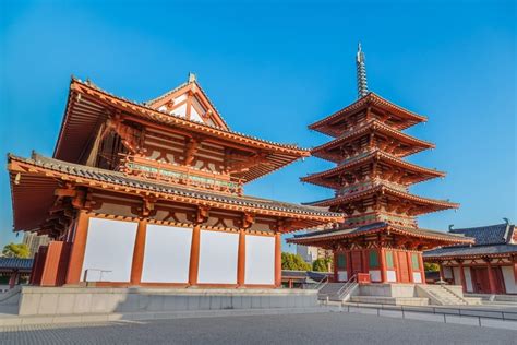 11 Famous Temples to Visit in Japan | Celebrity Cruises