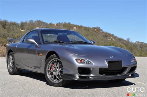 2002 Mazda RX-7 Spirit R Type A review | Car Reviews | Auto123