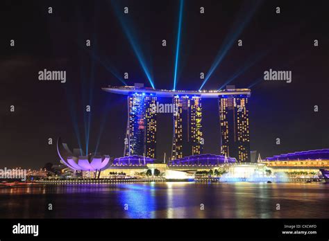 Night View of Marina Bay Sands, Singapore Stock Photo - Alamy