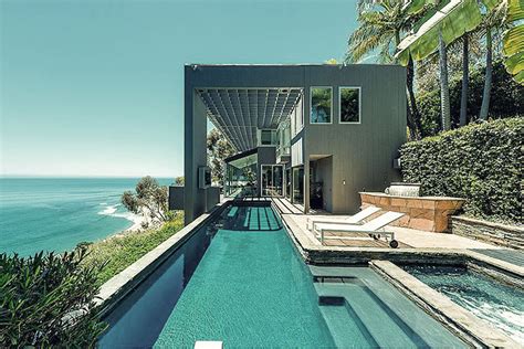 Celebrity Homes: Malibu Beach Houses | Celebrity Homes