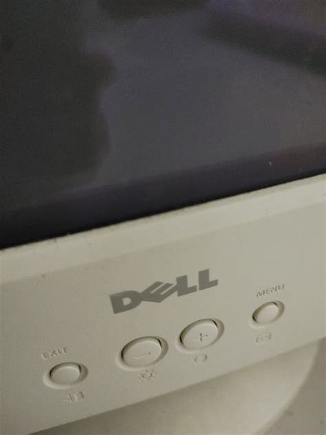 Dell CRT monitor, Computers & Tech, Parts & Accessories, Monitor Screens on Carousell