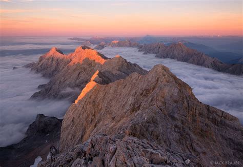 Zugspitze Summit Sunset photo | Zugspitze, Mountain photography, Alps