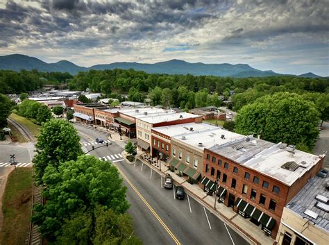 Tryon, NC - "The Friendliest Town In The South." Find Out Why. - Exploration Local