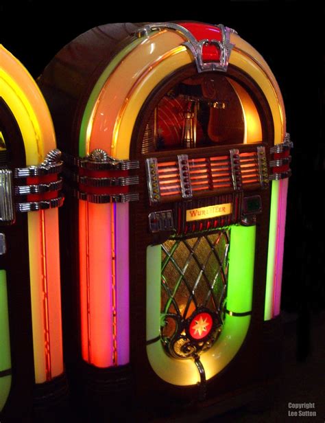 Old Music Machine | Wurlitzer Jukeboxes | Lee Sutton | Flickr