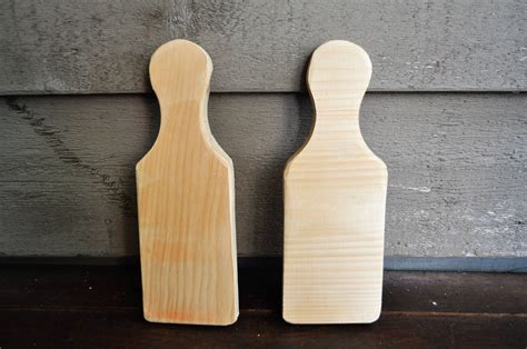 Mini wooden paddle