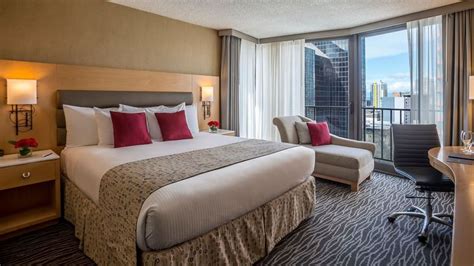 Interior of Deluxe Room with a city view at Warwick Seattle