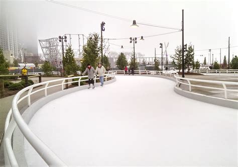 Ice Skating Ribbon Trail Opens in Chicago — KNSTRCT