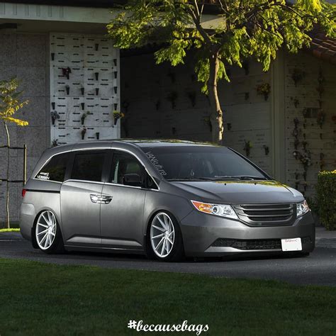 Pin by Arnold Tarin on Slammed Clean Honda Odyssey | Honda odyssey, 2012 honda odyssey, Honda ...