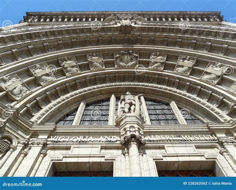 View of Victoria and Albert Museum Editorial Photography - Image of ...