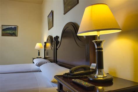 Rooms and Amenities - Hotel Nacional de Cuba