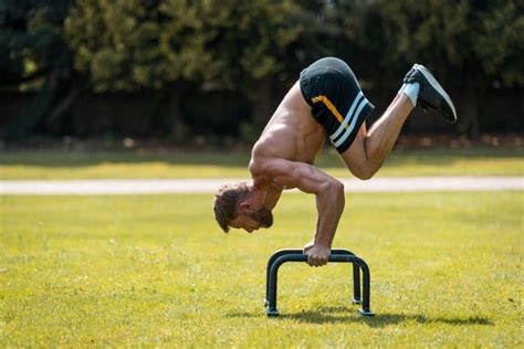 Benefits Of Calisthenics: How Weight-Free Exercising Can Help You Lose Weight