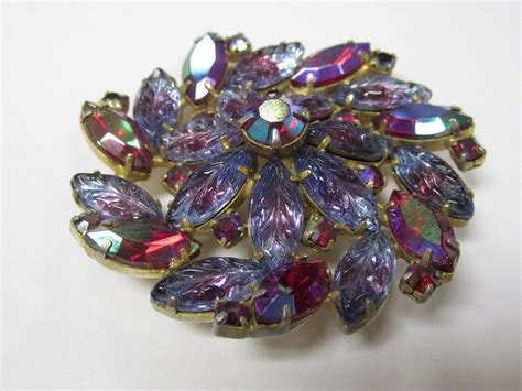 Vintage Rhinestone Jewelry - Brooch Siam AB