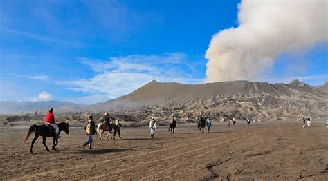 Volcanoes of East Java | Luxury Indonesia Itinerary | Remote Lands