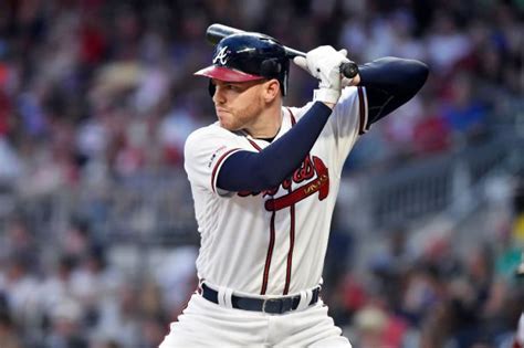 Freddie Freeman Stats, News, Pictures, Bio, Videos - Atlanta Braves - ESPN