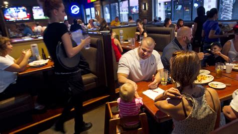 14 best family restaurants for dining with kids in metro Phoenix