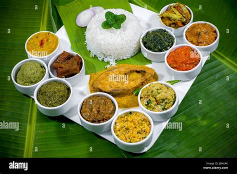 One slice of Hilsha fish fry, Dhaka, Bangladesh Stock Photo - Alamy