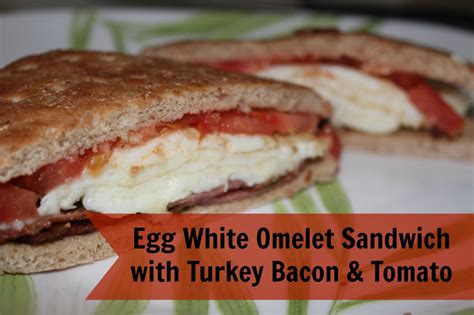 Egg White Omelet Sandwich with Turkey Bacon and Tomato | Livin' the Mommy Life