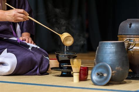 What Is A Japanese Tea Ceremony And How To Attend One | Mizuba Tea Co.