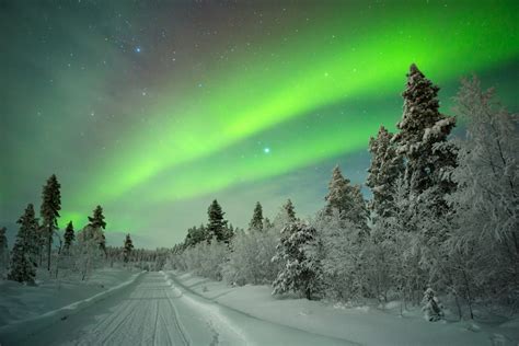 An Ice Hotel in Finland Is Hiring a Northern Lights Spotter - Condé ...