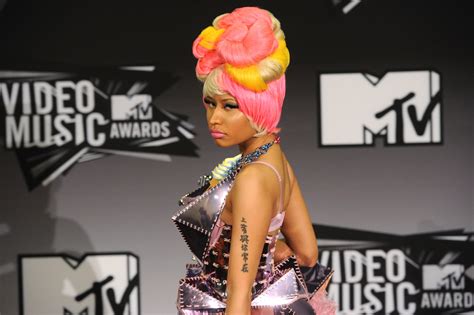 Nicki Minaj Wore The Craziest VMAs Outfit Of All Time — PHOTOS