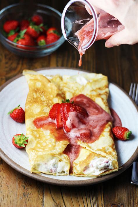 strawberry crepes, crepes, stuffed crepes, breakfast, brunch, coco and ash, recipe, breakfast ...