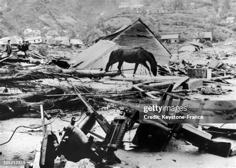 Valdivia Earthquake 1960 Photos and Premium High Res Pictures - Getty ...