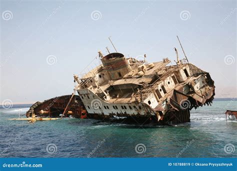 Ship Wreck in Red Sea stock image. Image of anchor, egypt - 10788819