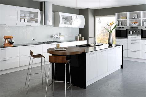 White Gloss Kitchen