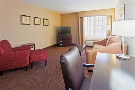 Holiday Inn Express Hotel & Suites Ashtabula-Geneva, an IHG Hotel ...