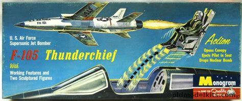 Monogram 1/72 F-105 Thunderchief - Four Star Issue, PA33-98