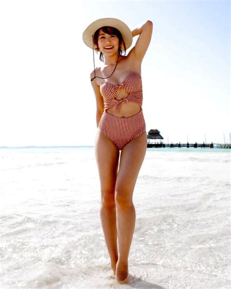 8 Sexy Karen Fukuhara Bikini Pics