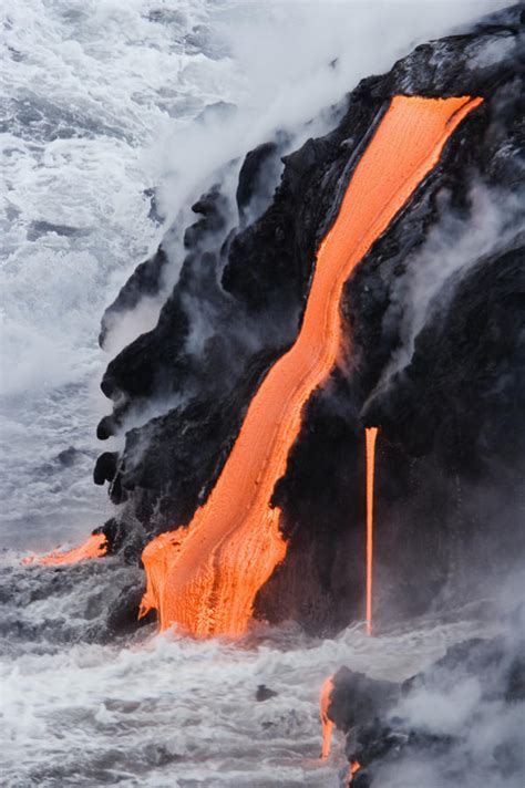 Flowing Pahoehoe Lava by Ron Dahlquist - Printscapes