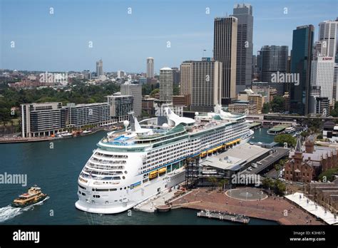 SYDNEY,NSW,AUSTRALIA-NOVEMBER 20,2016: Overseas Passenger Terminal at the Circular Quay, Cruise ...