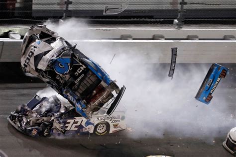 Daytona 500: How Ryan Newman’s Last Lap Ended in Flames - The New York ...